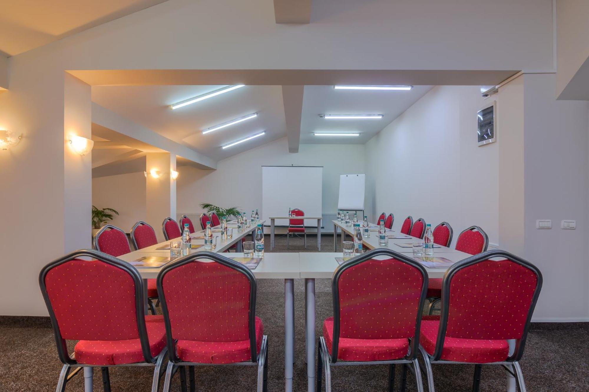Rizzo Boutique Hotel Poiana Brasov Bagian luar foto