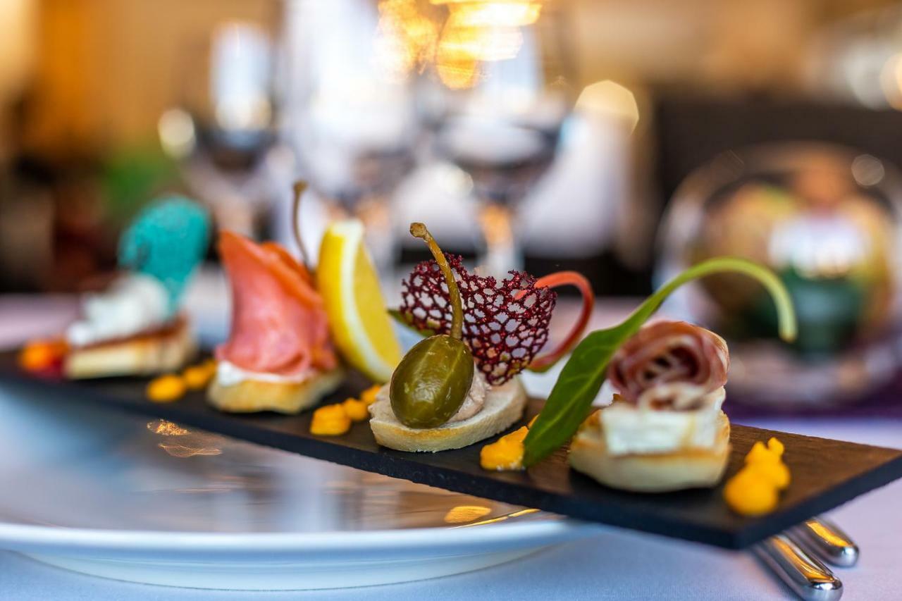 Rizzo Boutique Hotel Poiana Brasov Bagian luar foto
