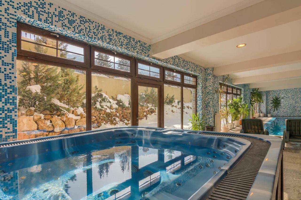 Rizzo Boutique Hotel Poiana Brasov Bagian luar foto