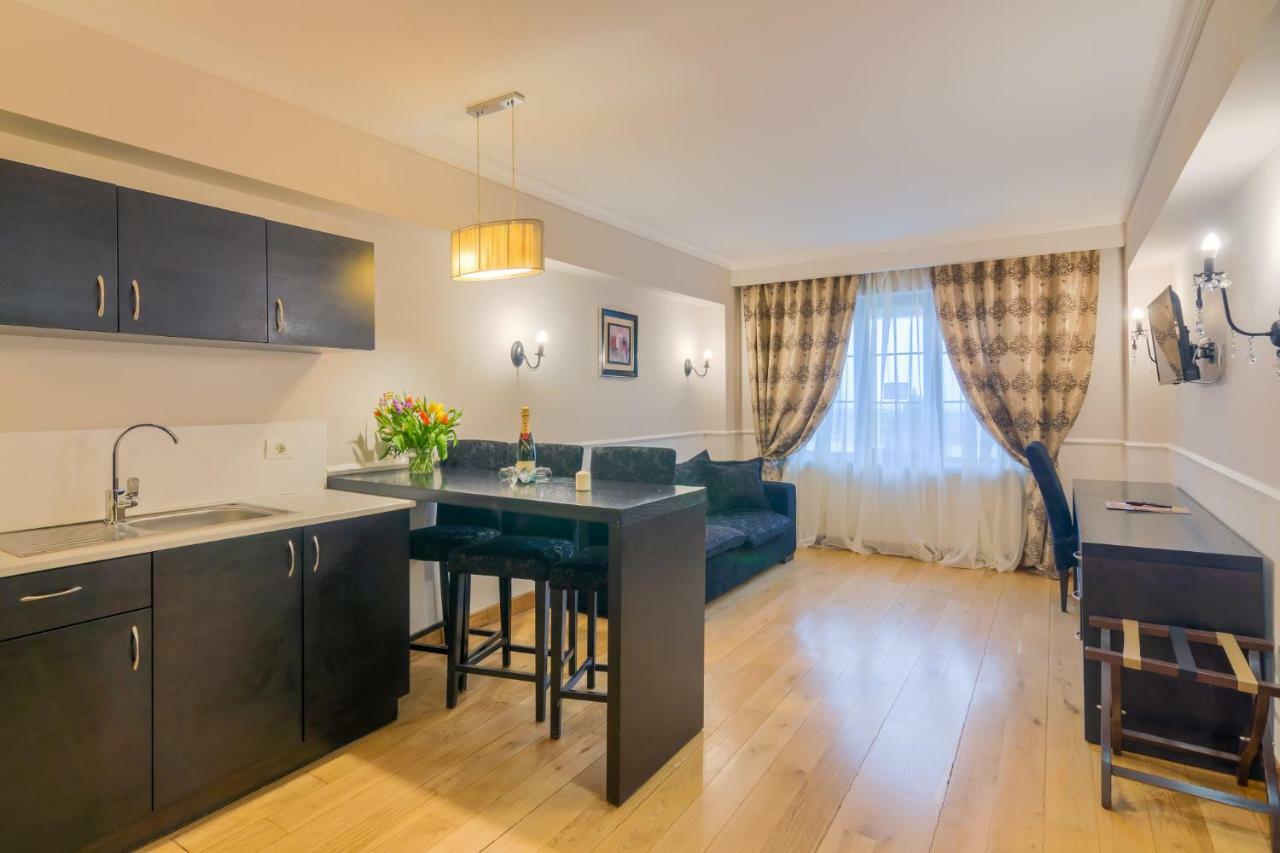 Rizzo Boutique Hotel Poiana Brasov Bagian luar foto