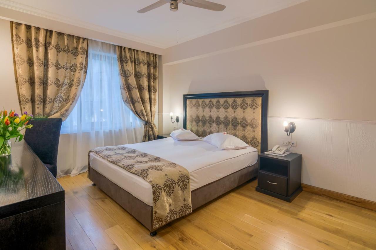 Rizzo Boutique Hotel Poiana Brasov Bagian luar foto